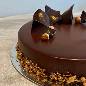 Chocolate Rocher Cake Large Size